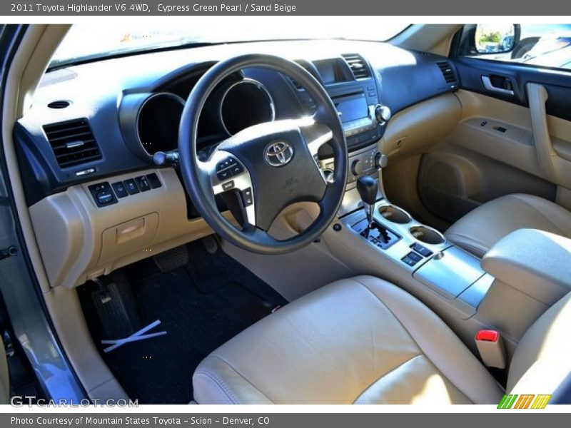 Cypress Green Pearl / Sand Beige 2011 Toyota Highlander V6 4WD