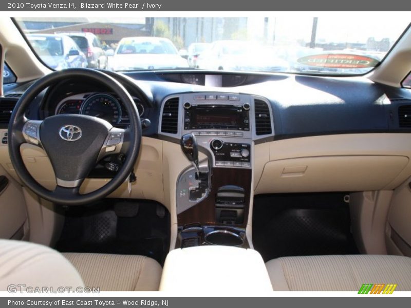 Blizzard White Pearl / Ivory 2010 Toyota Venza I4