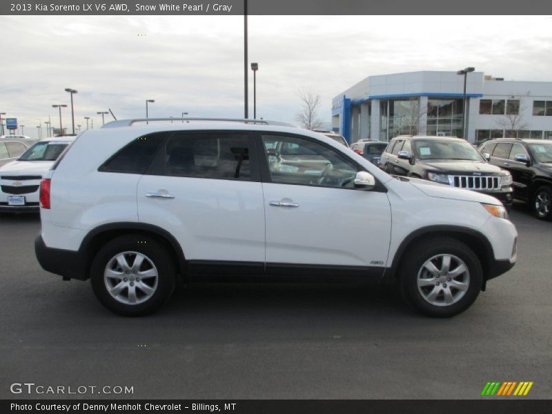 Snow White Pearl / Gray 2013 Kia Sorento LX V6 AWD
