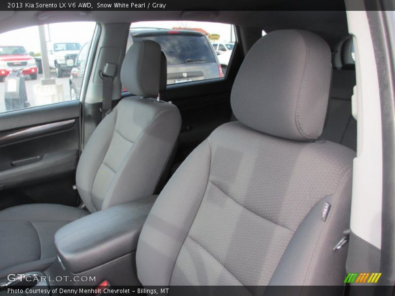 Snow White Pearl / Gray 2013 Kia Sorento LX V6 AWD