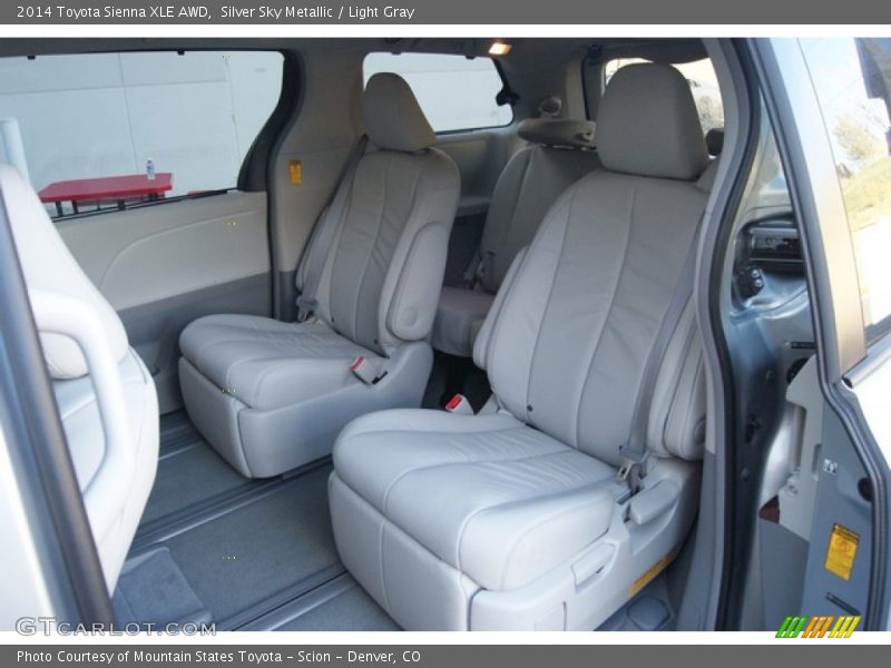 Silver Sky Metallic / Light Gray 2014 Toyota Sienna XLE AWD