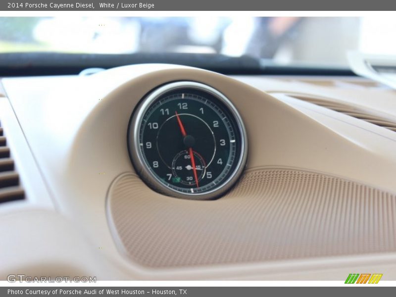 White / Luxor Beige 2014 Porsche Cayenne Diesel