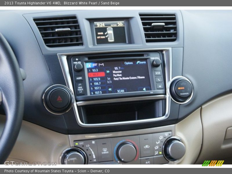 Blizzard White Pearl / Sand Beige 2013 Toyota Highlander V6 4WD