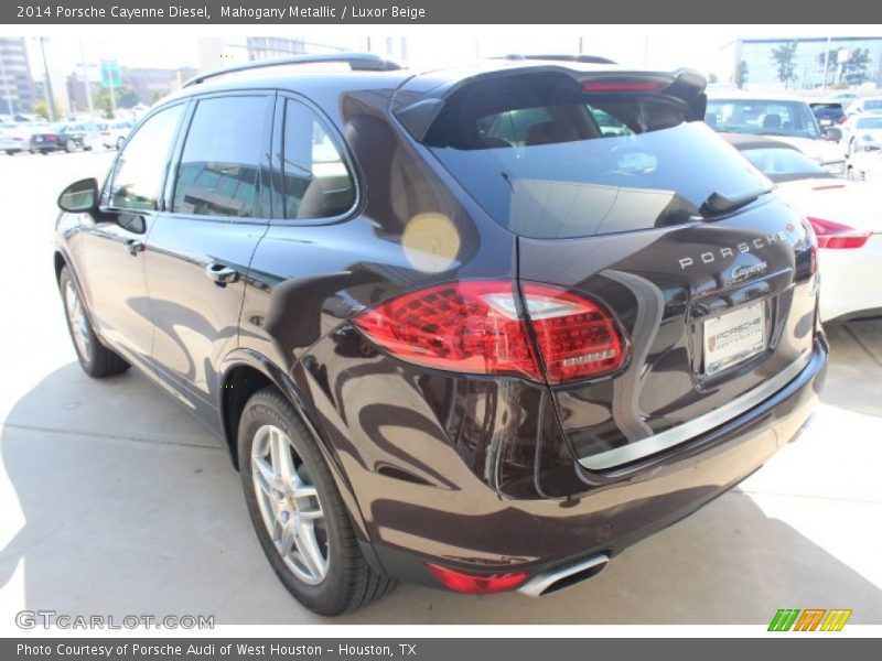 Mahogany Metallic / Luxor Beige 2014 Porsche Cayenne Diesel