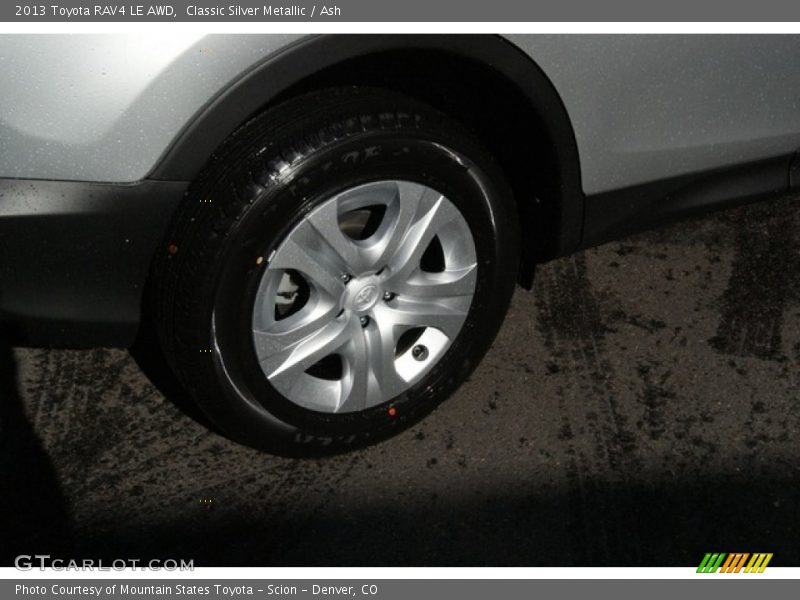 Classic Silver Metallic / Ash 2013 Toyota RAV4 LE AWD