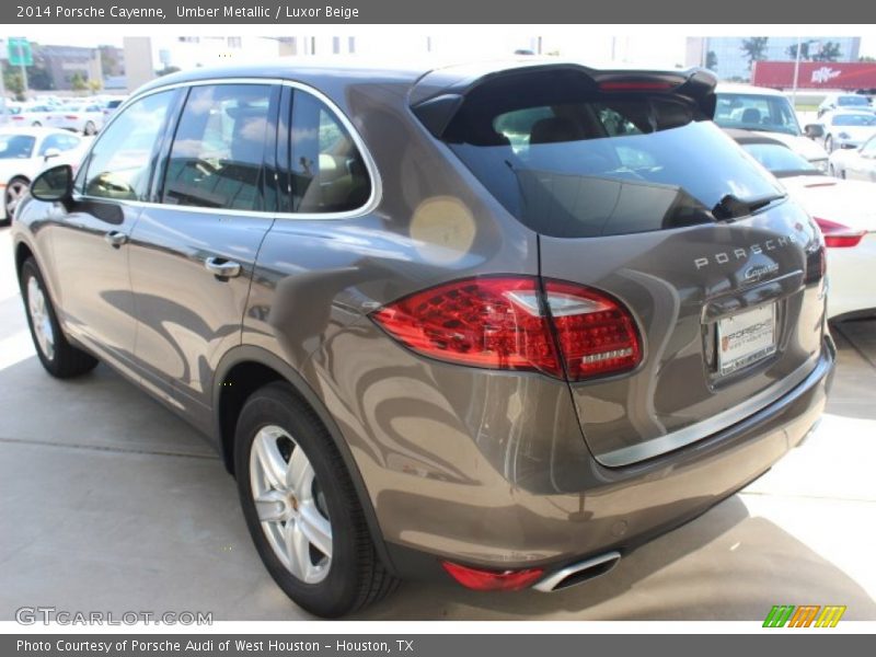 Umber Metallic / Luxor Beige 2014 Porsche Cayenne