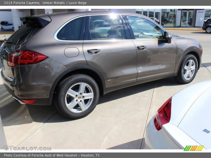 Umber Metallic / Luxor Beige 2014 Porsche Cayenne