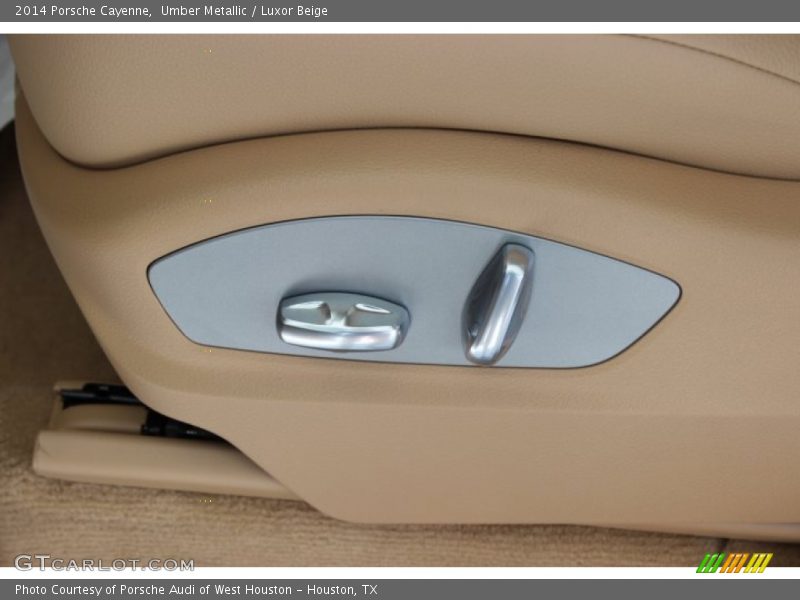 Umber Metallic / Luxor Beige 2014 Porsche Cayenne