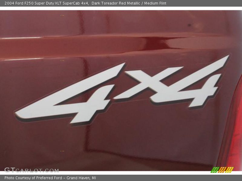 Dark Toreador Red Metallic / Medium Flint 2004 Ford F250 Super Duty XLT SuperCab 4x4