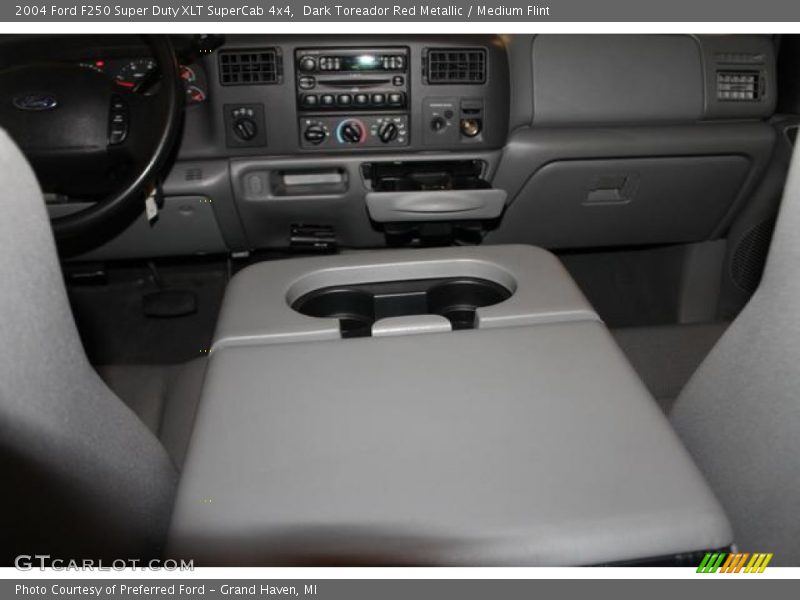 Dark Toreador Red Metallic / Medium Flint 2004 Ford F250 Super Duty XLT SuperCab 4x4