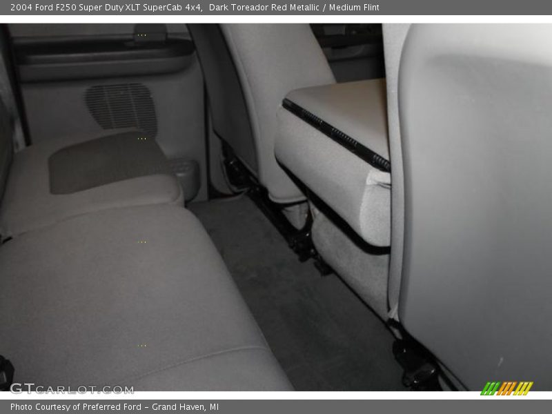Dark Toreador Red Metallic / Medium Flint 2004 Ford F250 Super Duty XLT SuperCab 4x4