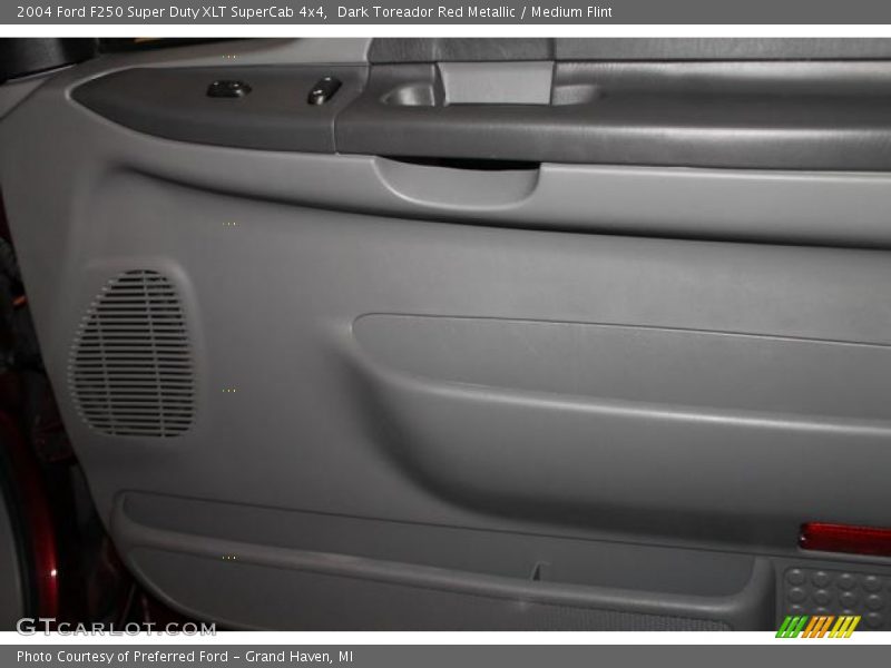 Dark Toreador Red Metallic / Medium Flint 2004 Ford F250 Super Duty XLT SuperCab 4x4
