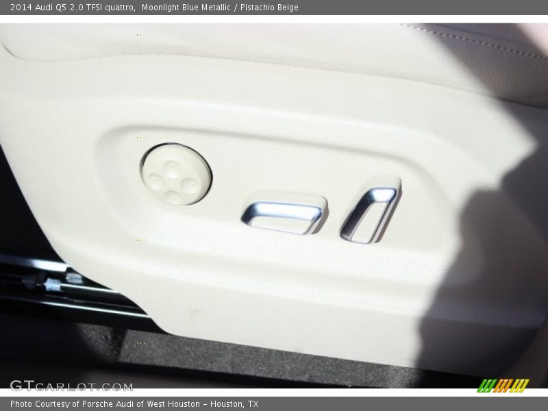 Moonlight Blue Metallic / Pistachio Beige 2014 Audi Q5 2.0 TFSI quattro