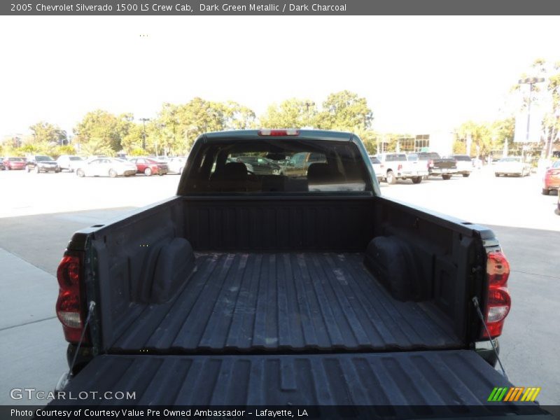 Dark Green Metallic / Dark Charcoal 2005 Chevrolet Silverado 1500 LS Crew Cab