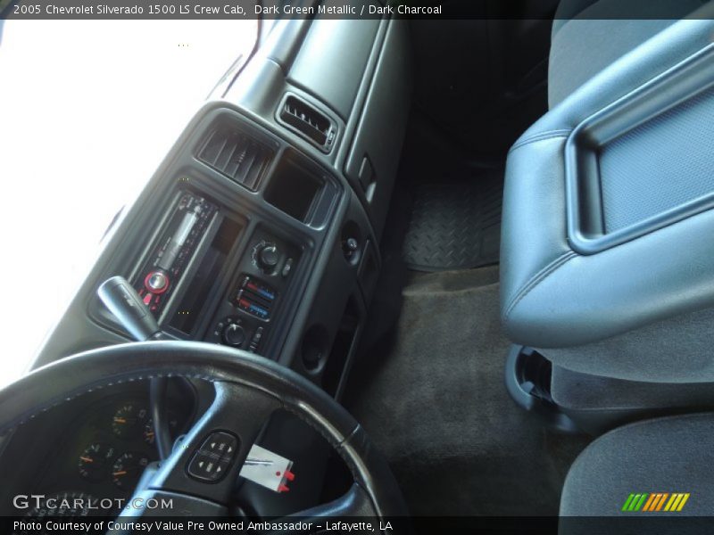 Dark Green Metallic / Dark Charcoal 2005 Chevrolet Silverado 1500 LS Crew Cab