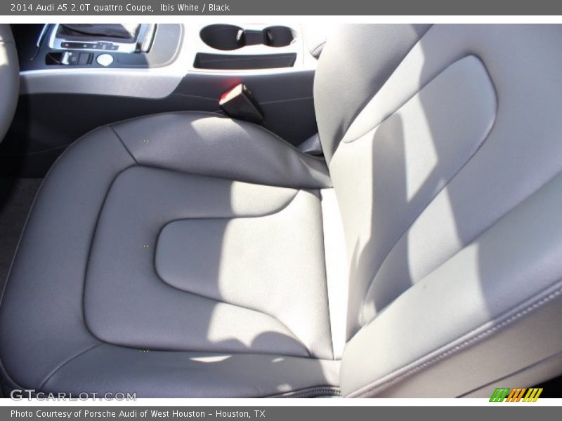 Ibis White / Black 2014 Audi A5 2.0T quattro Coupe