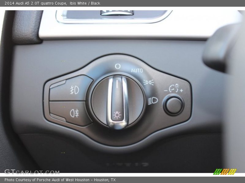 Ibis White / Black 2014 Audi A5 2.0T quattro Coupe