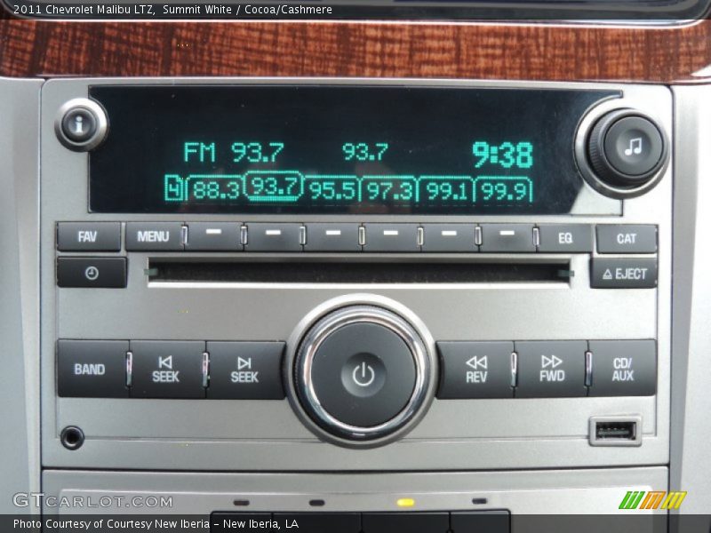 Summit White / Cocoa/Cashmere 2011 Chevrolet Malibu LTZ