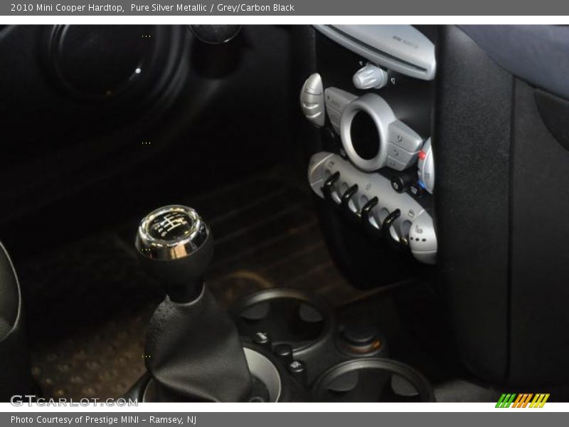 Pure Silver Metallic / Grey/Carbon Black 2010 Mini Cooper Hardtop