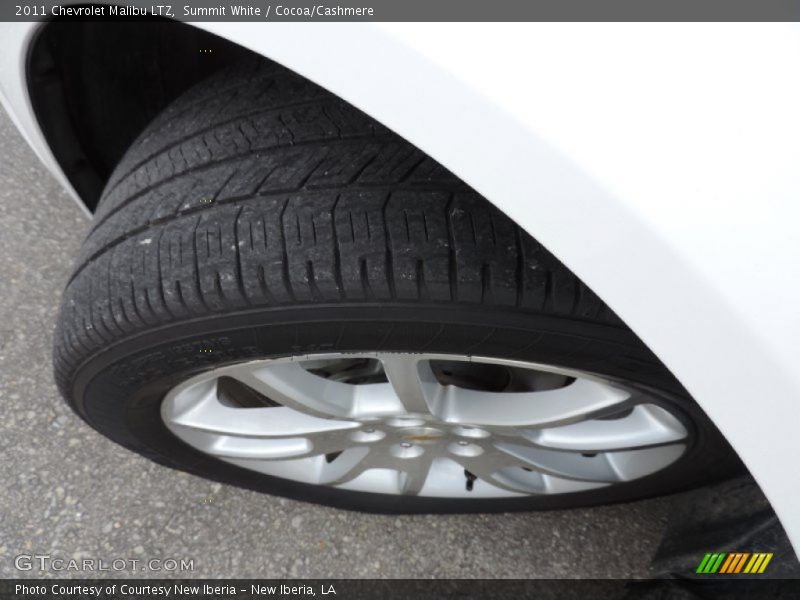 Summit White / Cocoa/Cashmere 2011 Chevrolet Malibu LTZ