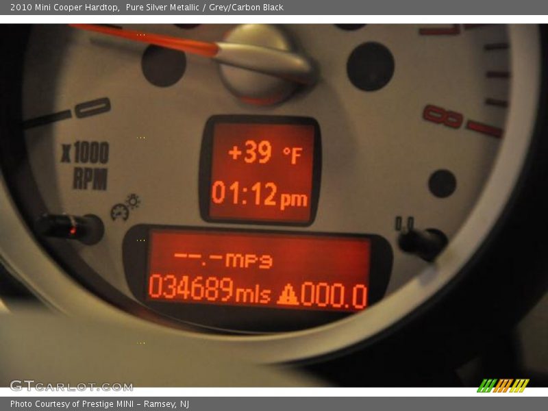 Pure Silver Metallic / Grey/Carbon Black 2010 Mini Cooper Hardtop
