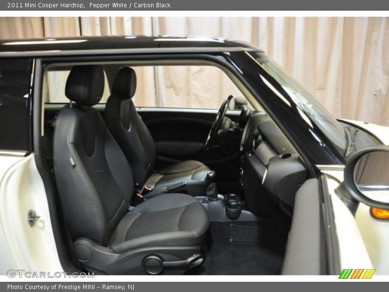 Pepper White / Carbon Black 2011 Mini Cooper Hardtop