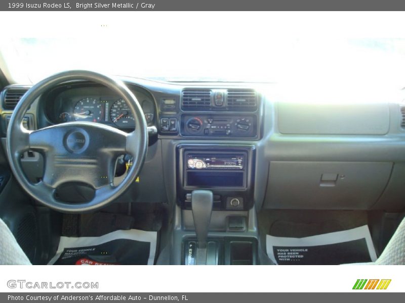 Bright Silver Metallic / Gray 1999 Isuzu Rodeo LS