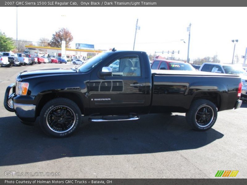 Onyx Black / Dark Titanium/Light Titanium 2007 GMC Sierra 1500 SLE Regular Cab