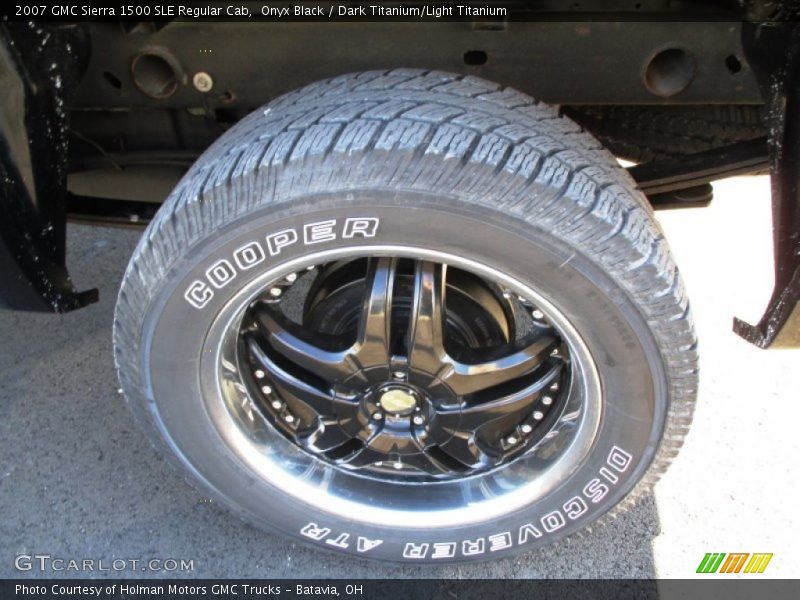 Onyx Black / Dark Titanium/Light Titanium 2007 GMC Sierra 1500 SLE Regular Cab