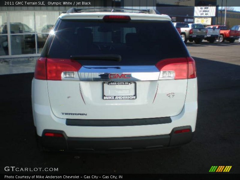 Olympic White / Jet Black 2011 GMC Terrain SLE