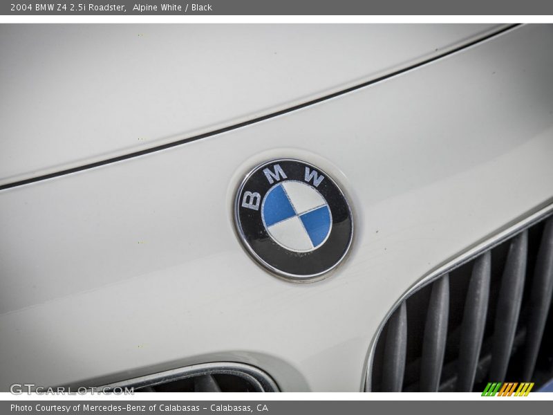 Alpine White / Black 2004 BMW Z4 2.5i Roadster