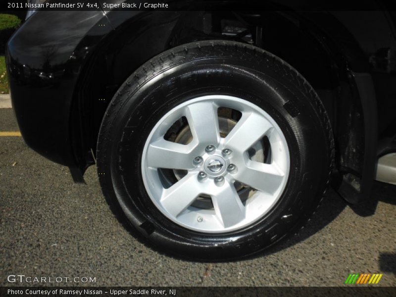 Super Black / Graphite 2011 Nissan Pathfinder SV 4x4