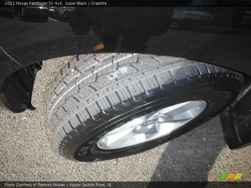 Super Black / Graphite 2011 Nissan Pathfinder SV 4x4