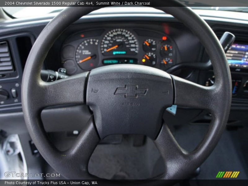 Summit White / Dark Charcoal 2004 Chevrolet Silverado 1500 Regular Cab 4x4