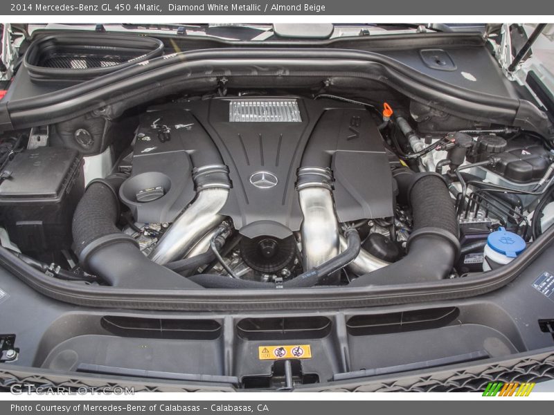 Diamond White Metallic / Almond Beige 2014 Mercedes-Benz GL 450 4Matic