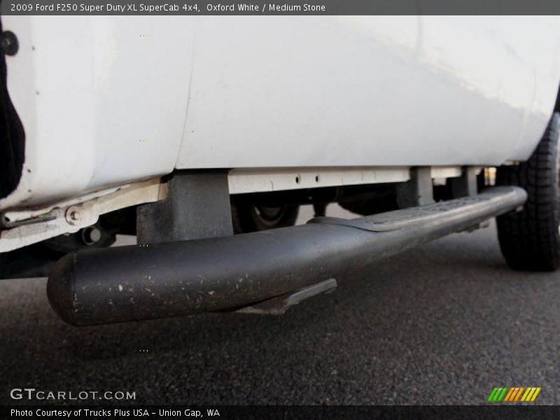 Oxford White / Medium Stone 2009 Ford F250 Super Duty XL SuperCab 4x4