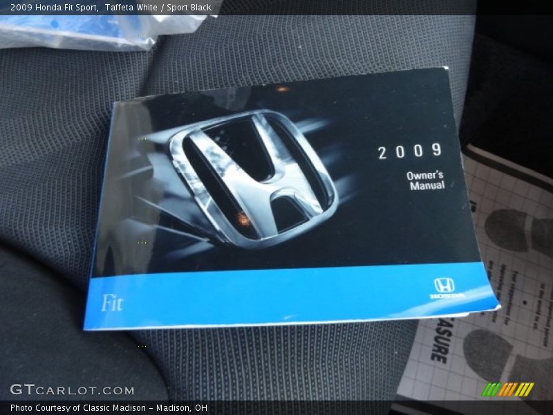 Taffeta White / Sport Black 2009 Honda Fit Sport