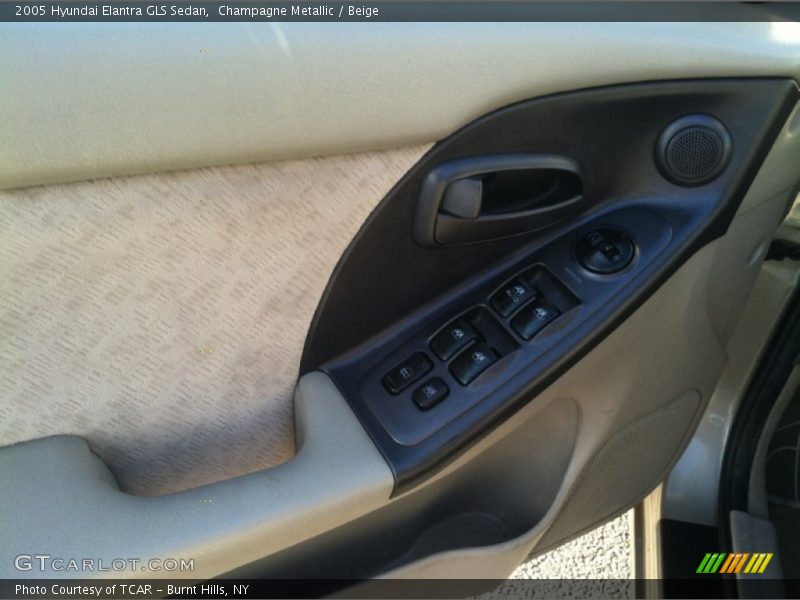 Champagne Metallic / Beige 2005 Hyundai Elantra GLS Sedan