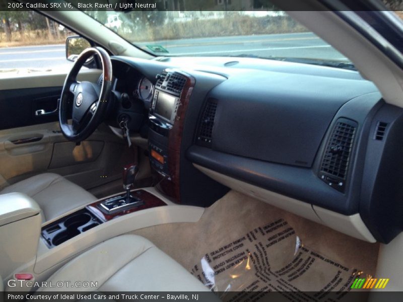 Black Raven / Light Neutral 2005 Cadillac SRX V6