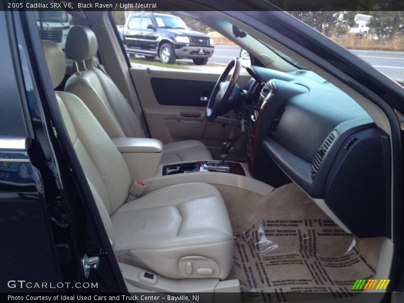 Black Raven / Light Neutral 2005 Cadillac SRX V6