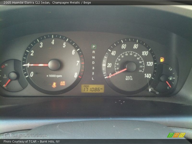 Champagne Metallic / Beige 2005 Hyundai Elantra GLS Sedan