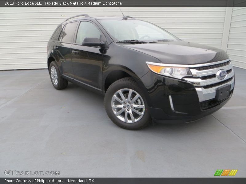 Tuxedo Black Metallic / Medium Light Stone 2013 Ford Edge SEL