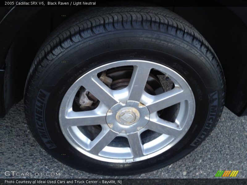 Black Raven / Light Neutral 2005 Cadillac SRX V6