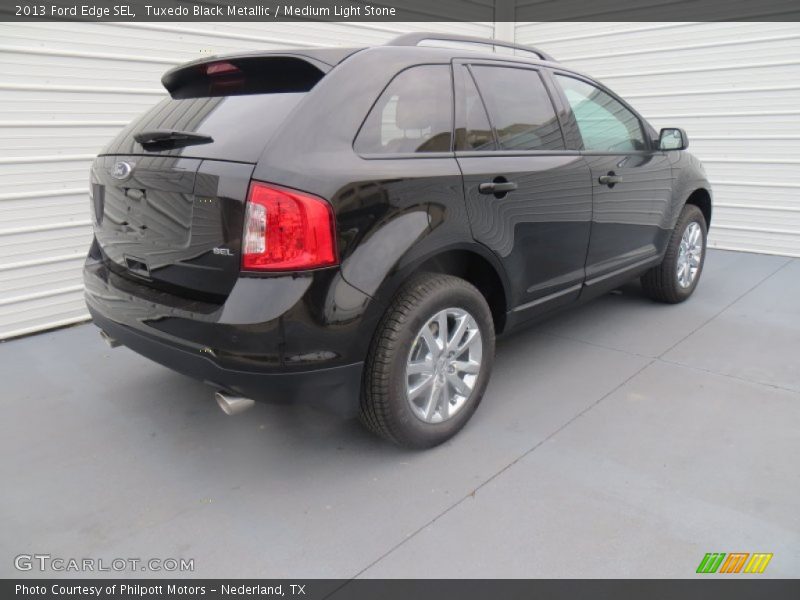 Tuxedo Black Metallic / Medium Light Stone 2013 Ford Edge SEL
