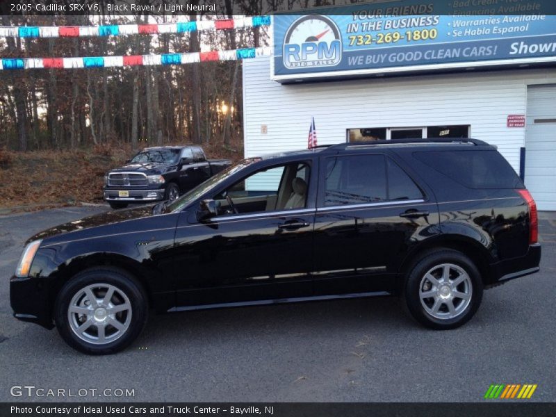 Black Raven / Light Neutral 2005 Cadillac SRX V6