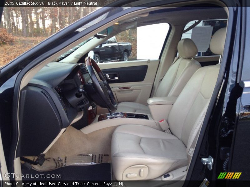Black Raven / Light Neutral 2005 Cadillac SRX V6