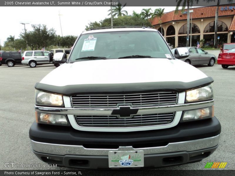 Summit White / Gray/Dark Charcoal 2005 Chevrolet Avalanche LT
