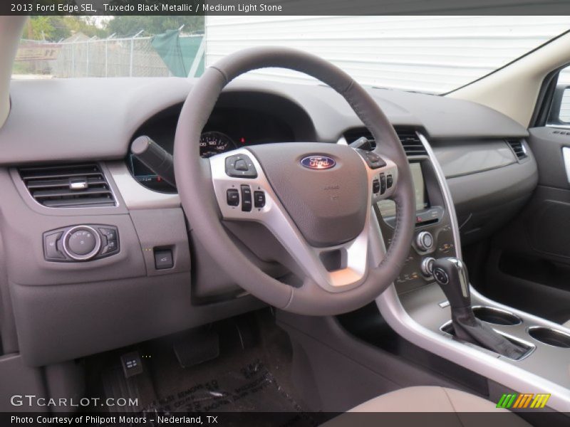 Tuxedo Black Metallic / Medium Light Stone 2013 Ford Edge SEL