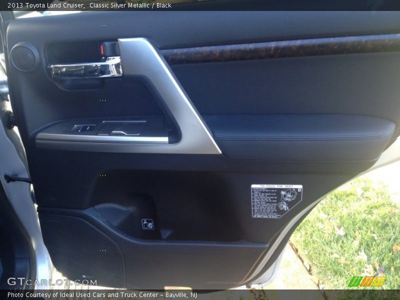 Classic Silver Metallic / Black 2013 Toyota Land Cruiser