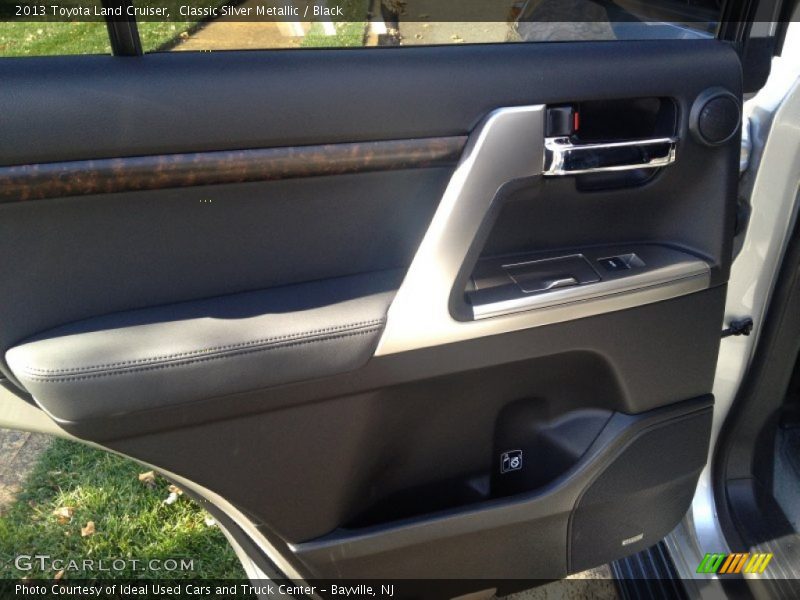 Classic Silver Metallic / Black 2013 Toyota Land Cruiser
